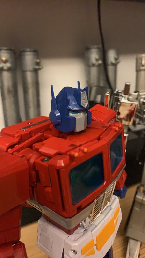 Mp 44 Optimus Prime First In Hand Images  (25 of 28)